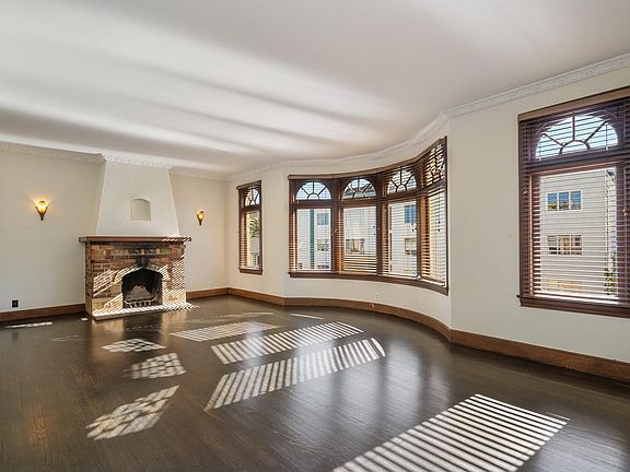 4th image of 224 Liberty St #3