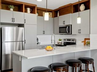 34 NW Walden Ln SE, Calgary, AB T2X 2A7