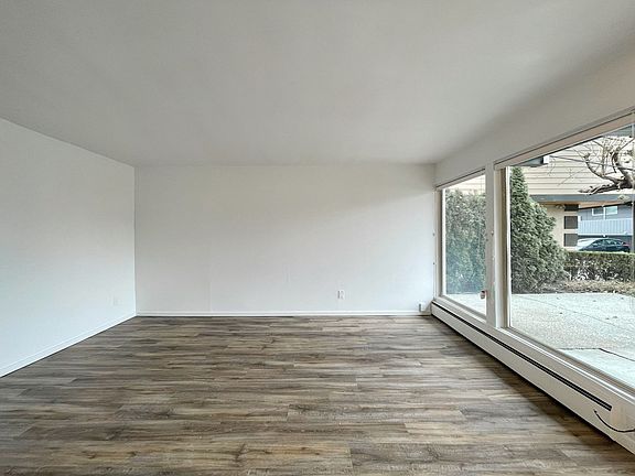 4th image of 407 2nd St S #13