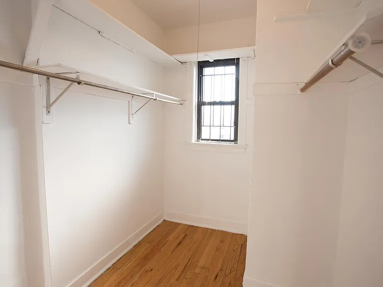5202-5210 S. Cornell Avenue — Photo 39