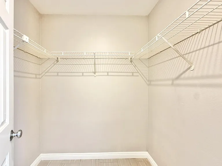 7405 Charmant Dr #2011 — Photo 11