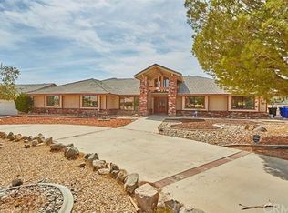 16320 Malahat Rd, Apple Valley, CA 92307