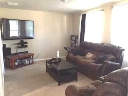 2nd image of 3786 Lorna Pl