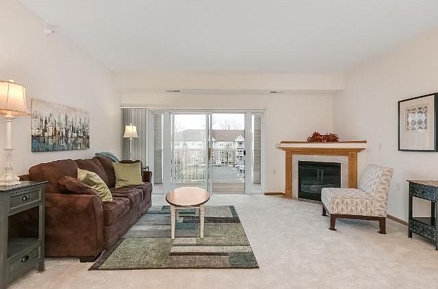 1st image of 1480 Applewood Ct W Unit 326