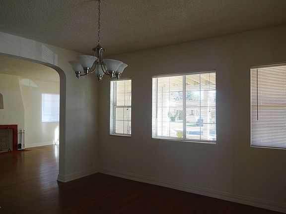 4th image of 629 N Curtis Ave