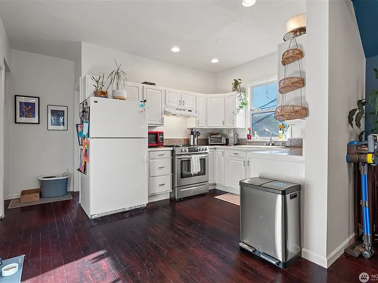 1415 E Denny Way #2 — Photo 6