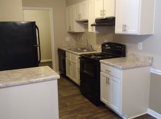 121D Village Ln #121D, Greensboro, NC 27409