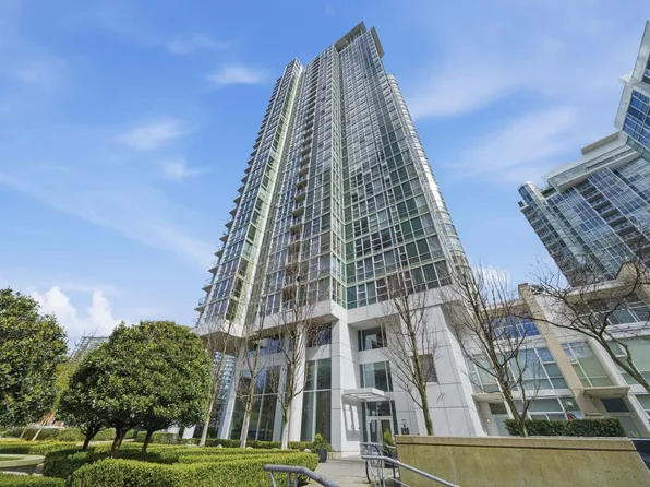 193 Aquarius Mews #1808, Vancouver, BC V6Z 2Z2