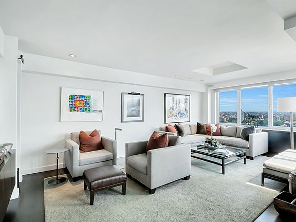 2nd image of 1 Gracie Ter APT 20B