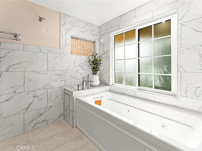 1236 E Sierra Madre Ave — Photo 22