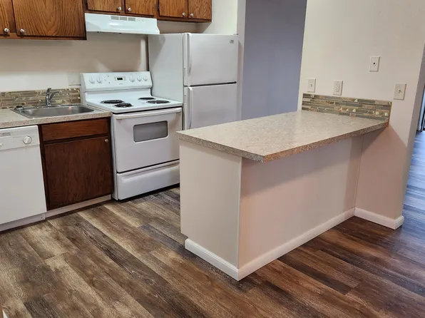 1810 NE 104th St #E-11, Vancouver, WA 98686