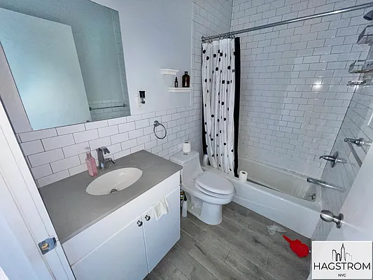 Rented by Hagstrom Management Inc | media 38