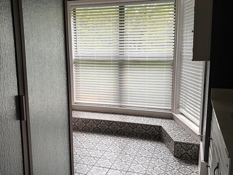 542 State Highway 305 — Photo 10