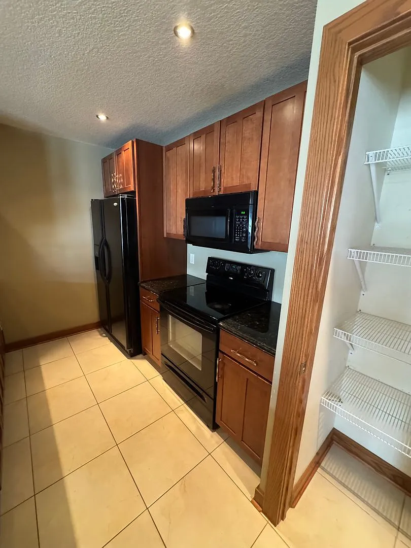 6500 University Lofts - Windsor Heights Iowa — Photo 3