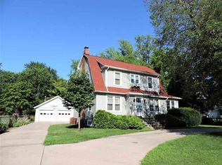 2782 Fond Du Lac Rd, Oshkosh, WI 54902