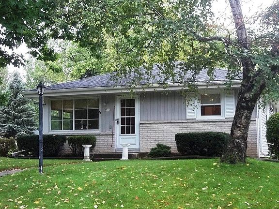 2nd image of 8451 N 52nd St