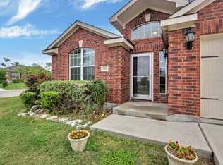 101 Major Lee Ln, Jarrell, TX 76537
