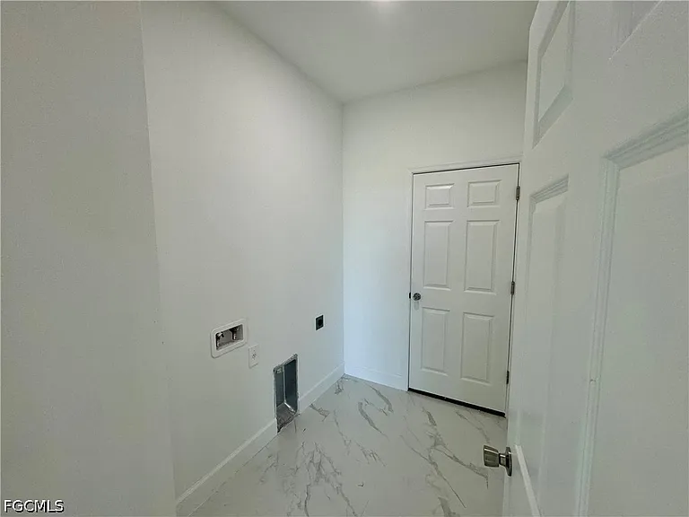 1208 NW 25th Pl — Photo 30