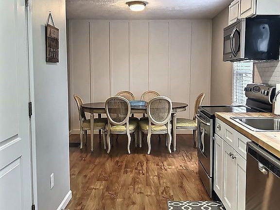 5th image of 115 Atwood Pl
