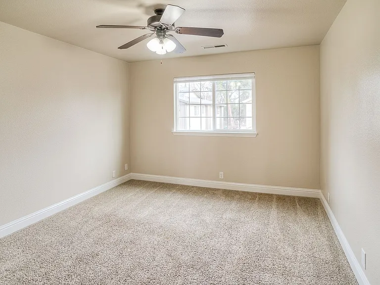 960 Myrtle Ave — Photo 14
