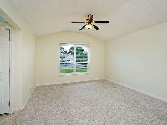 4th image of 12391 Casheros Cove Dr S