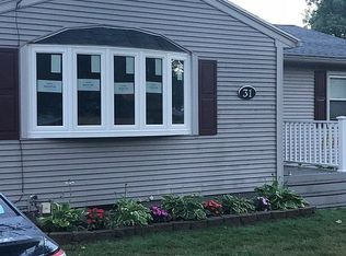 31 Westbrook Rd, South Hadley, MA 01075