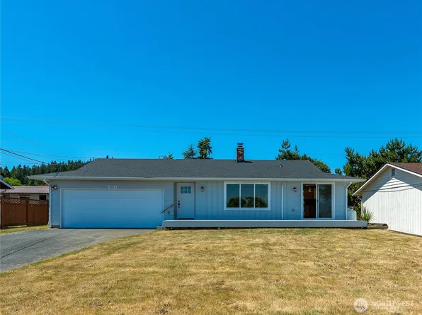 1524 Country Club Drive, Camano Island, WA 98282