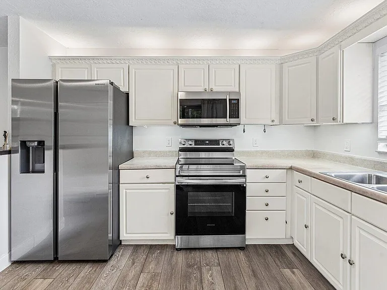 2103 N Palm Cir — Photo 10