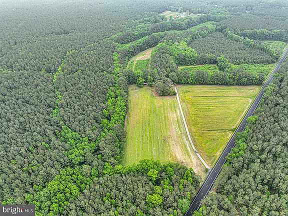 4th image of 33550 Mount Hermon Rd