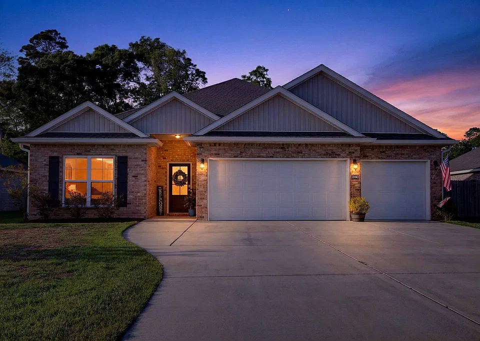 8009 Crawford Dr