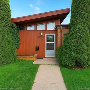 106 N Marquette St, Durand, MI, 48429