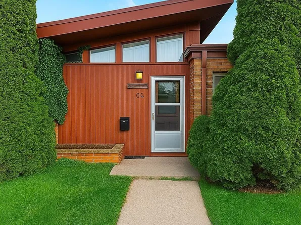 106 N Marquette St, Durand, MI 48429