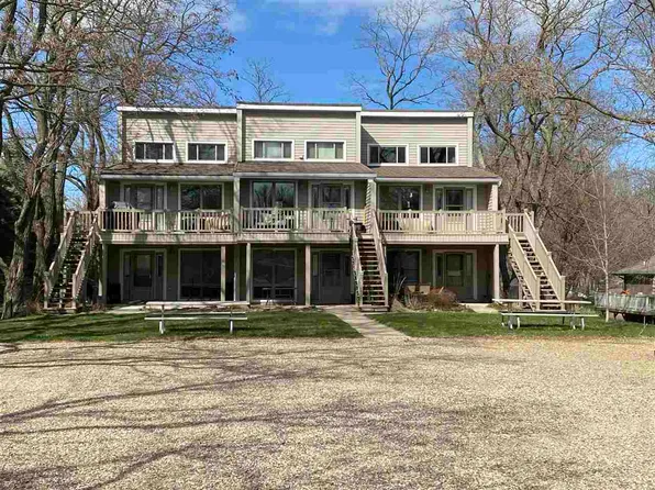 20680 155th St #1, Spirit Lake, IA 51360