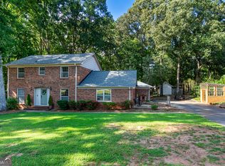 333 Woodfield Cir, Lagrange, GA 30240