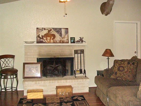 2nd image of 208 Deer Creek Dr