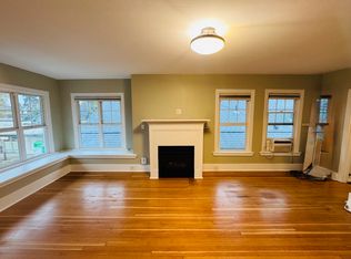 2511 N 50th St APT 3, Seattle, WA 98103