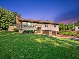 14 Reservoir Ave, Charleroi, PA 15022