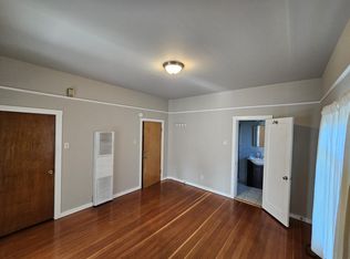 6463 Benvenue Ave APT 3, Oakland, CA 94618