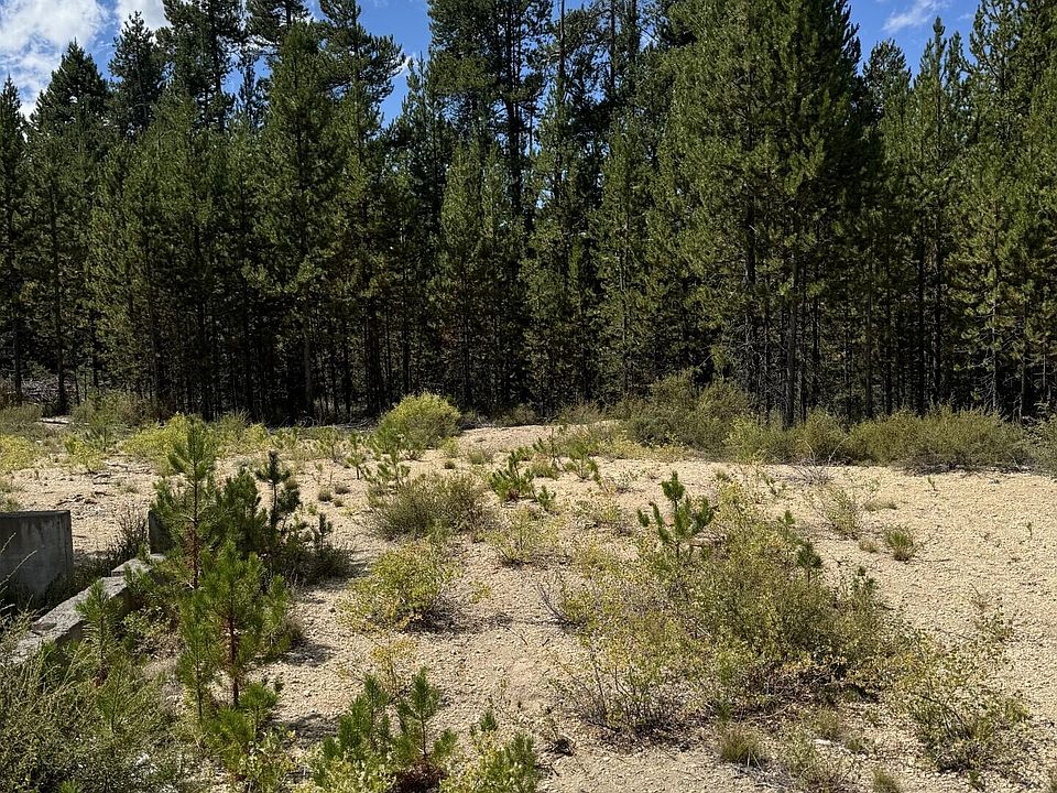 2nd image of Bunny Butte Rd #10