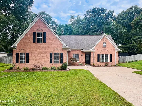 1435 Dogwood Hollow Dr, Nesbit, MS 38651