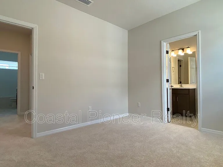 28591 Cozy Creek Dr — Photo 17