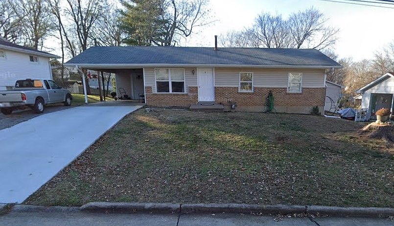 1st image of 611 Lyndhurst Dr