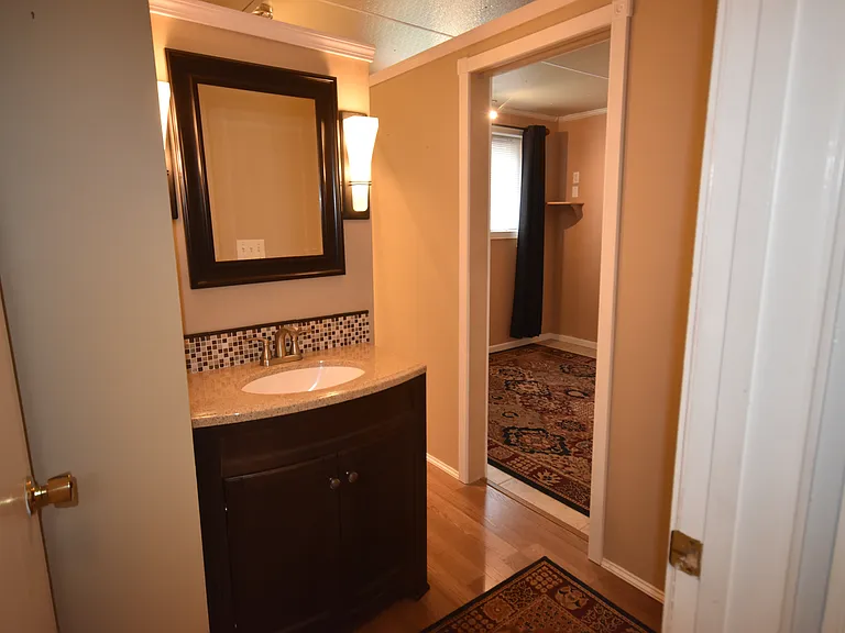 749 N Christy St — Photo 15