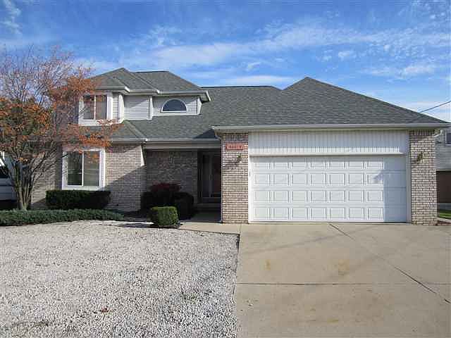 1st image of 46614 Roselane Dr