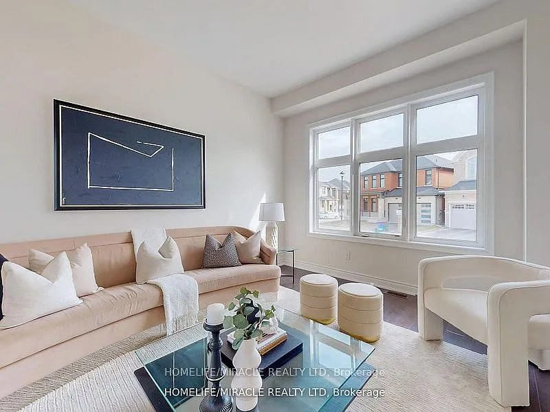 4 bed, $5,000 — Photo 4