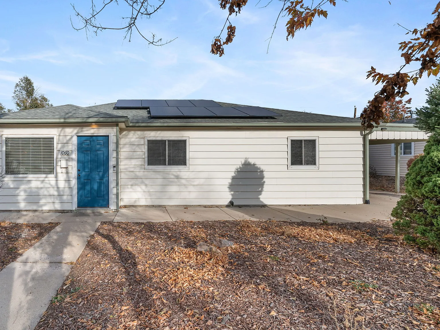 1060 Uvalda St — Photo 1