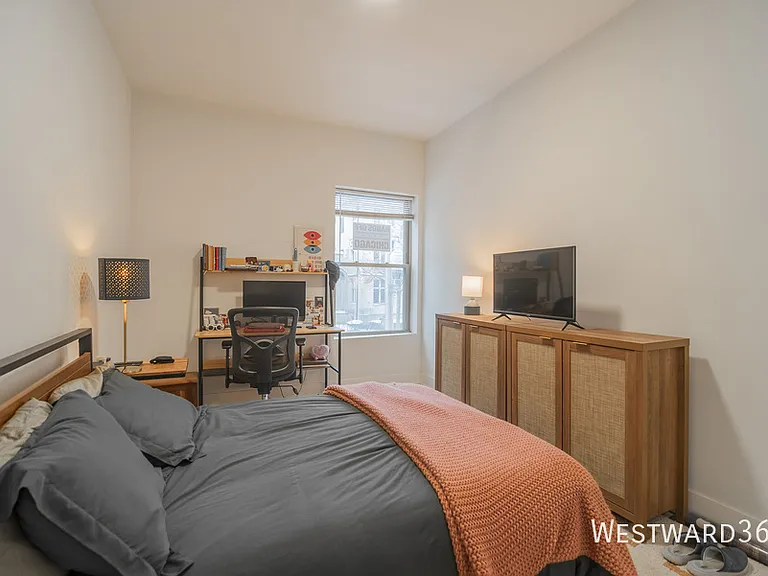 6207 N Glenwood Ave #2 — Photo 6