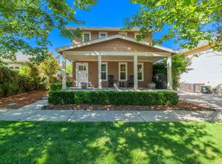876 Kite Ln, Redding, CA 96001