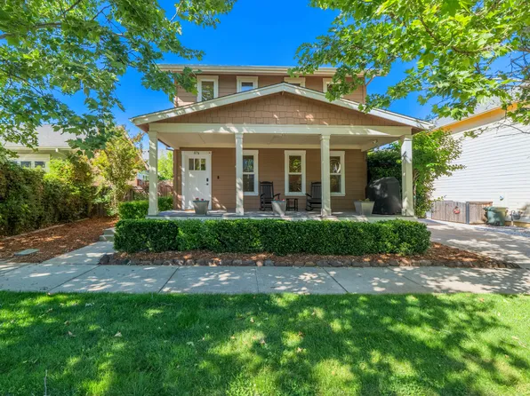 876 Kite Ln, Redding, CA 96001