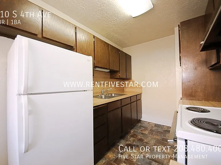 810 S 4th Ave — Photo 6